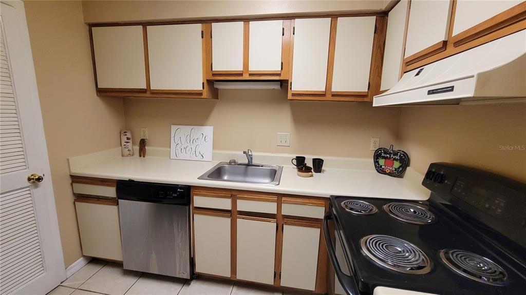 Activo con contrato: $1,145 (1 camas, 1 baños, 838 Pies cuadrados)