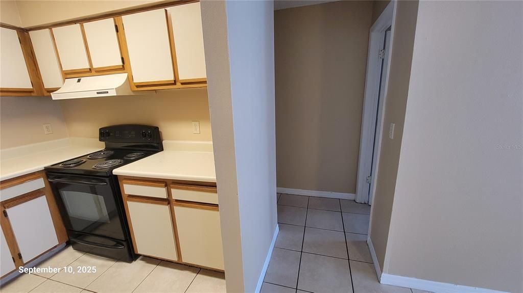 Activo con contrato: $1,145 (1 camas, 1 baños, 838 Pies cuadrados)