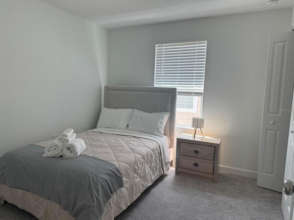 В аренду: $3,800 (5 спален, 2 ванн, 2112 Квадратных фут)