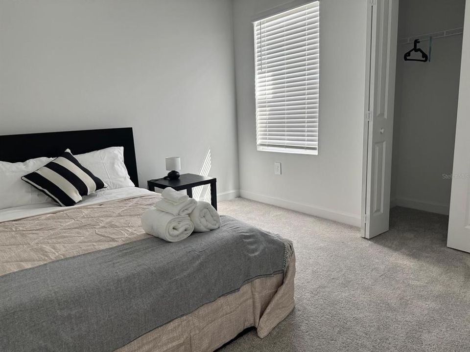 В аренду: $3,800 (5 спален, 2 ванн, 2112 Квадратных фут)