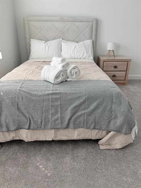 В аренду: $3,800 (5 спален, 2 ванн, 2112 Квадратных фут)