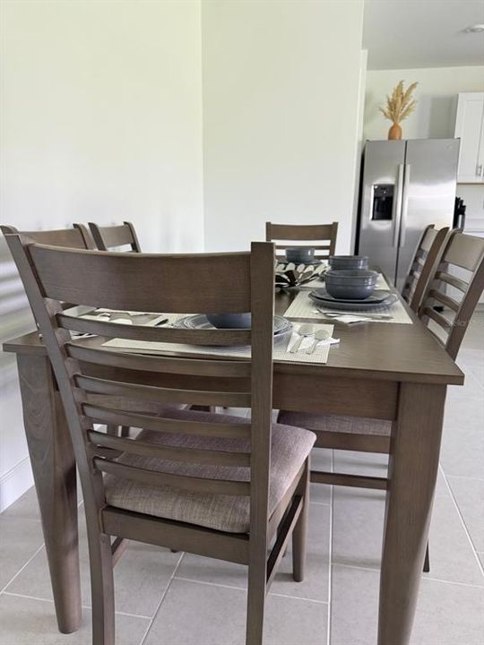 В аренду: $3,800 (5 спален, 2 ванн, 2112 Квадратных фут)