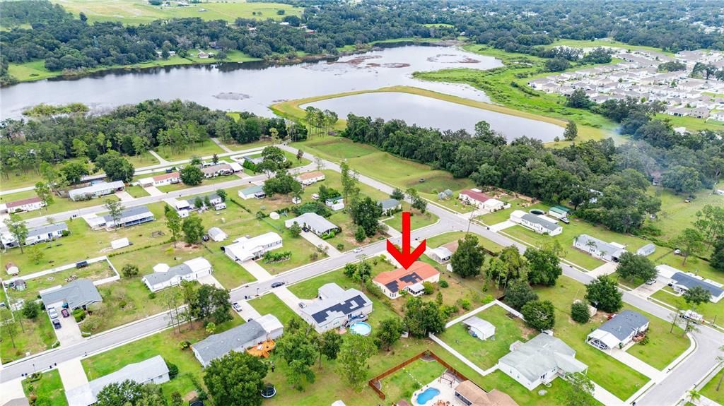 合同活跃: $370,000 (3 贝兹, 3 浴室, 2280 平方英尺)