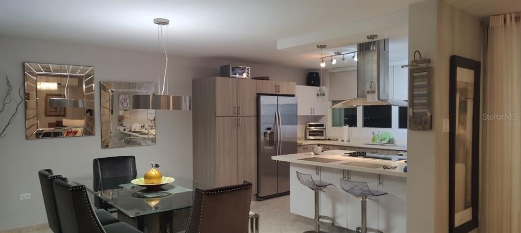 Active With Contract: $3,000 (3 beds, 2 baths, 1912 Square Feet)