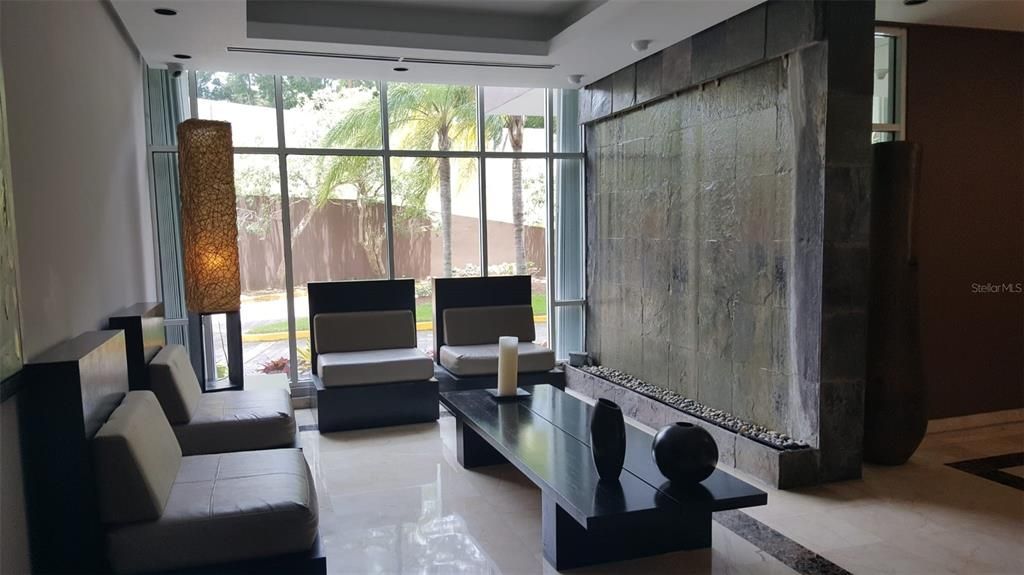 Active With Contract: $3,000 (3 beds, 2 baths, 1912 Square Feet)