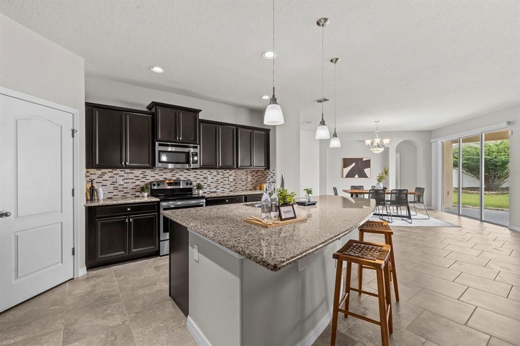 Active With Contract: $499,000 (4 beds, 3 baths, 2764 Square Feet)