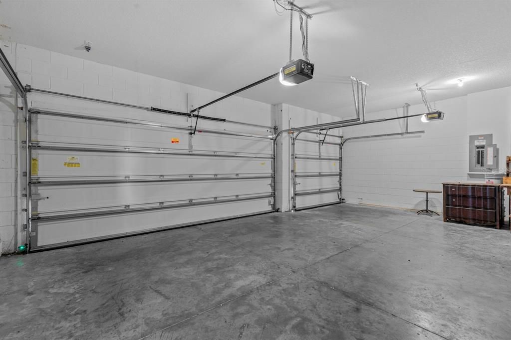 Active With Contract: $499,000 (4 beds, 3 baths, 2764 Square Feet)