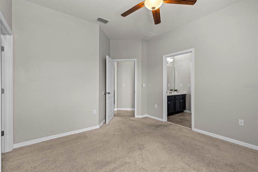 Active With Contract: $499,000 (4 beds, 3 baths, 2764 Square Feet)