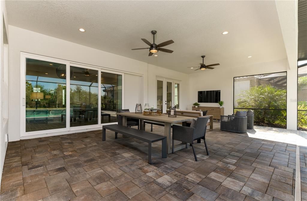 На продажу: $1,449,369 (3 спален, 3 ванн, 2932 Квадратных фут)