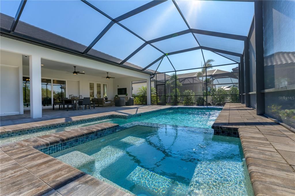 На продажу: $1,449,369 (3 спален, 3 ванн, 2932 Квадратных фут)