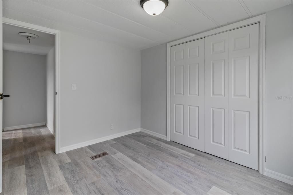 For Sale: $239,000 (3 beds, 2 baths, 1288 Square Feet)