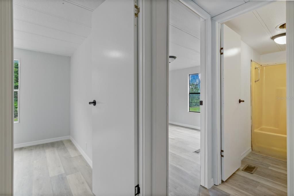 For Sale: $239,000 (3 beds, 2 baths, 1288 Square Feet)