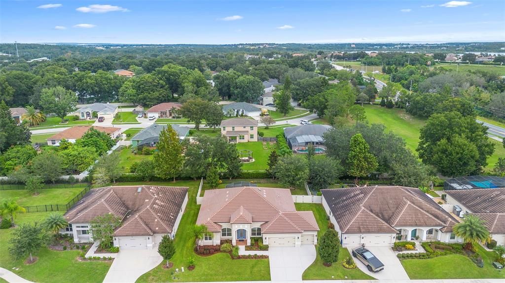 Active With Contract: $699,900 (4 beds, 3 baths, 2651 Square Feet)