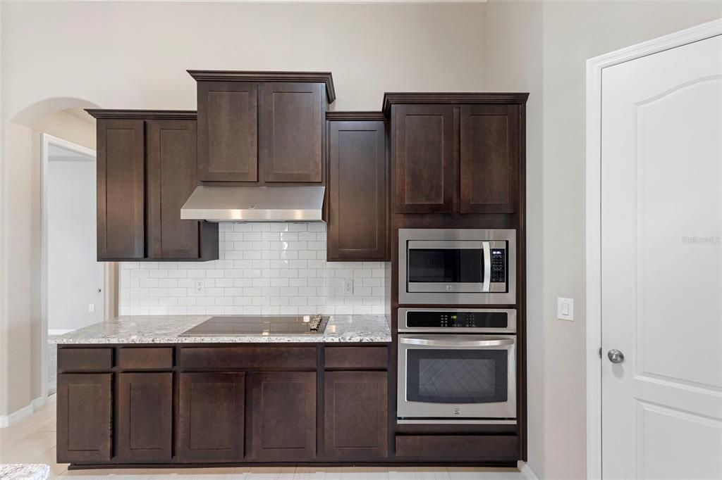 Active With Contract: $699,900 (4 beds, 3 baths, 2651 Square Feet)