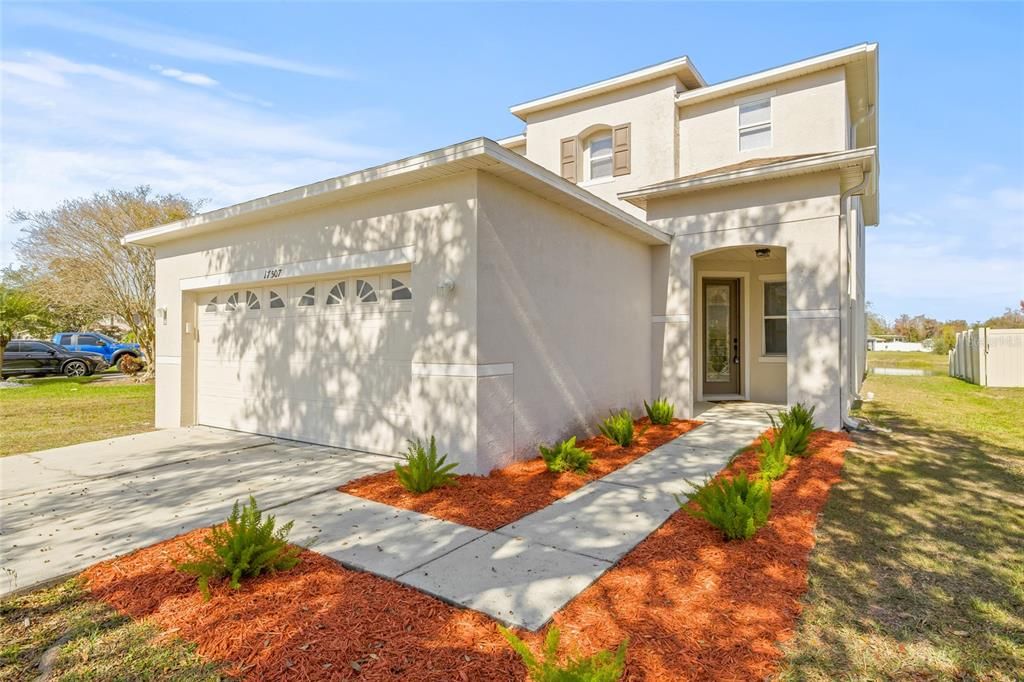 Active With Contract: $3,000 (4 beds, 3 baths, 2652 Square Feet)