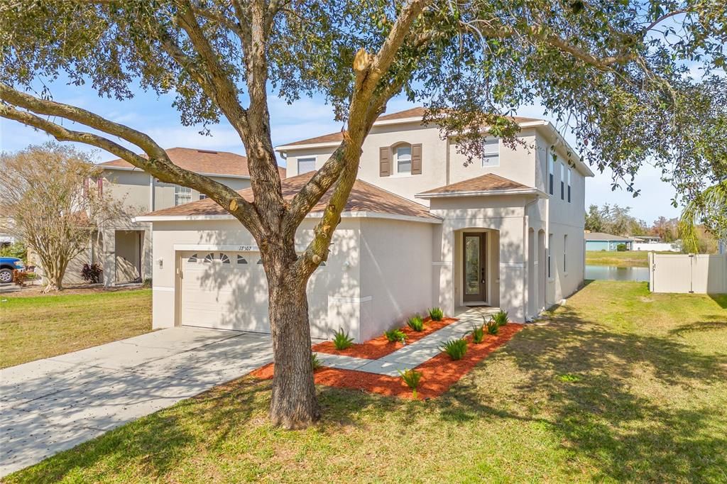 Active With Contract: $3,000 (4 beds, 3 baths, 2652 Square Feet)