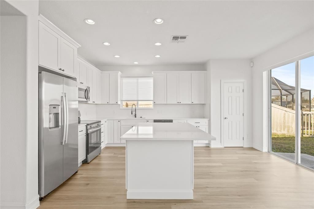 Active With Contract: $3,000 (4 beds, 3 baths, 2652 Square Feet)