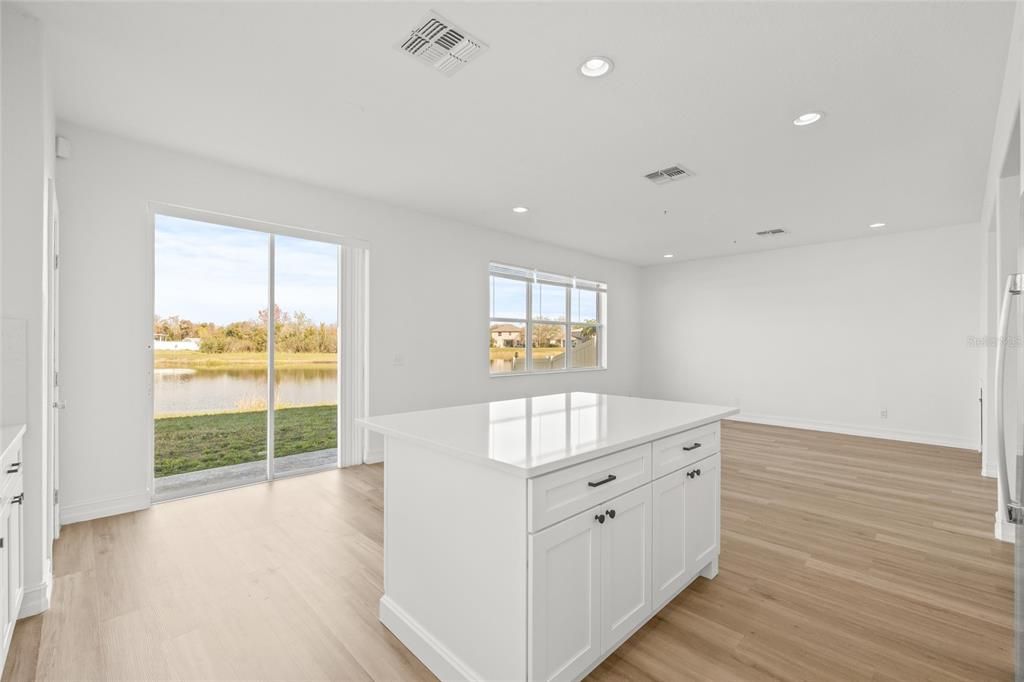 Active With Contract: $3,000 (4 beds, 3 baths, 2652 Square Feet)