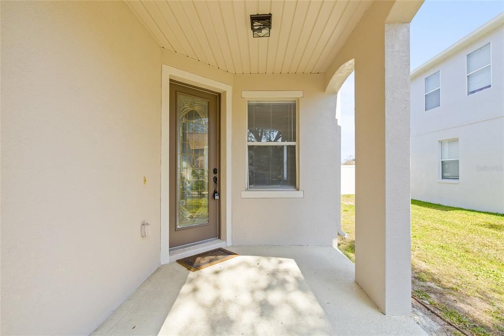 Active With Contract: $3,000 (4 beds, 3 baths, 2652 Square Feet)