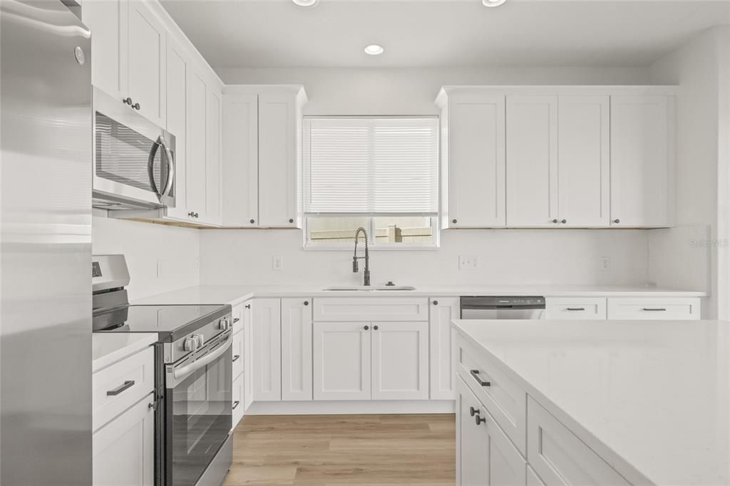 Active With Contract: $3,000 (4 beds, 3 baths, 2652 Square Feet)