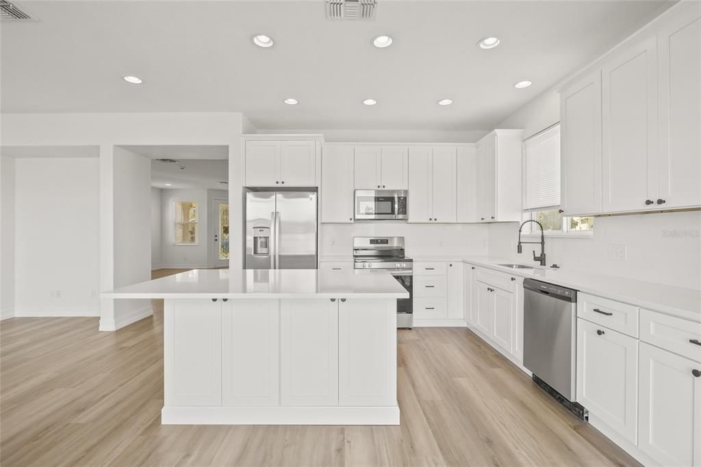 Active With Contract: $3,000 (4 beds, 3 baths, 2652 Square Feet)