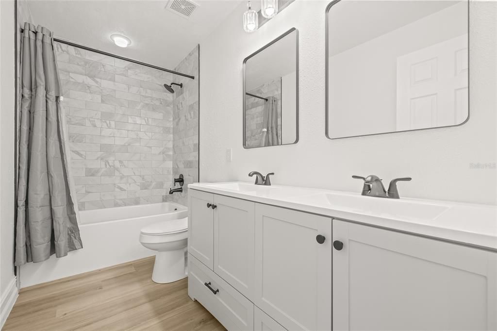 Active With Contract: $3,000 (4 beds, 3 baths, 2652 Square Feet)