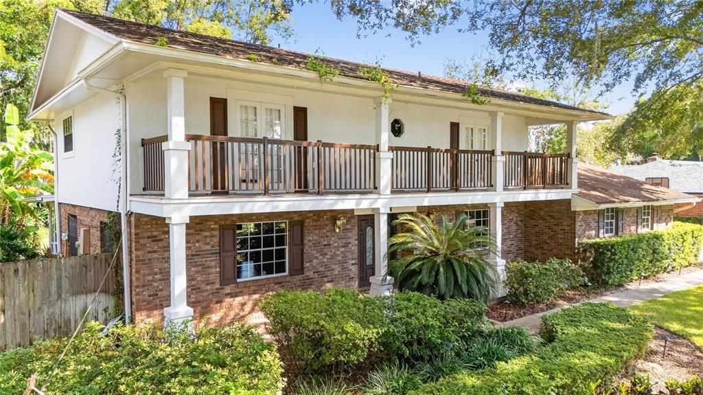 En Venta: $1,200,000 (4 camas, 3 baños, 2378 Pies cuadrados)