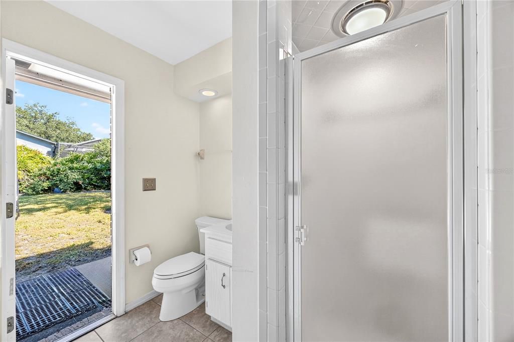 En Venta: $1,200,000 (4 camas, 3 baños, 2378 Pies cuadrados)