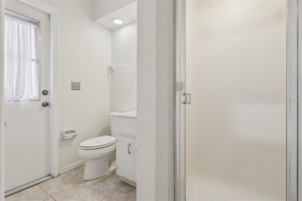 En Venta: $1,200,000 (4 camas, 3 baños, 2378 Pies cuadrados)