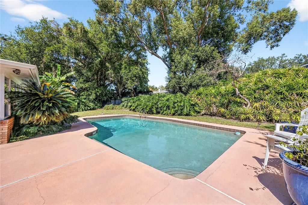 En Venta: $1,200,000 (4 camas, 3 baños, 2378 Pies cuadrados)