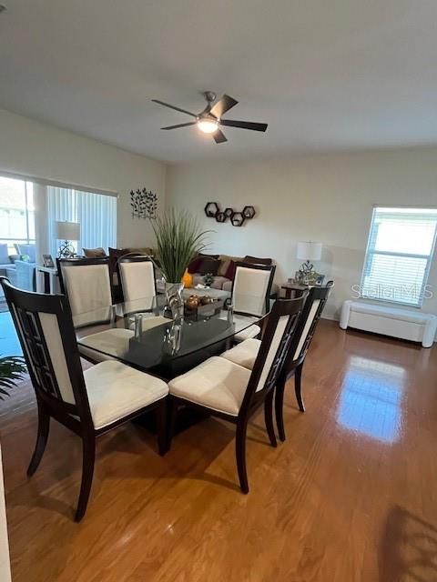 Active With Contract: $295,000 (2 beds, 2 baths, 1153 Square Feet)