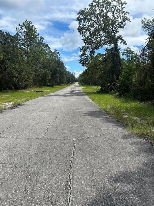 待售: $130,000 (2.25 acres)