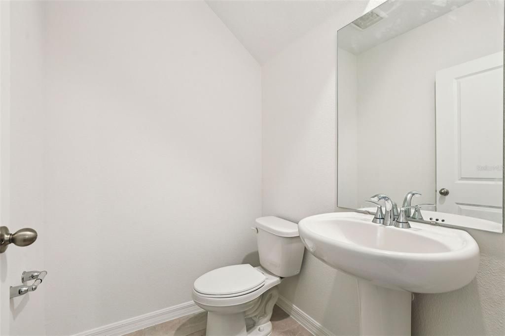 En Venta: $287,770 (3 camas, 2 baños, 1566 Pies cuadrados)