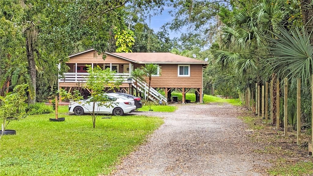 На продажу: $122,000 (1.03 acres)