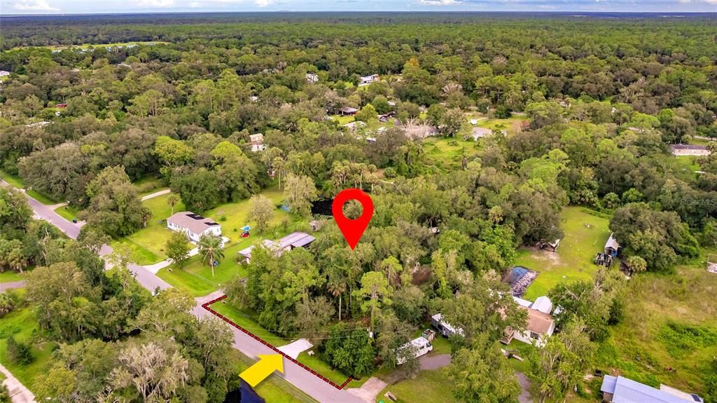 На продажу: $122,000 (1.03 acres)