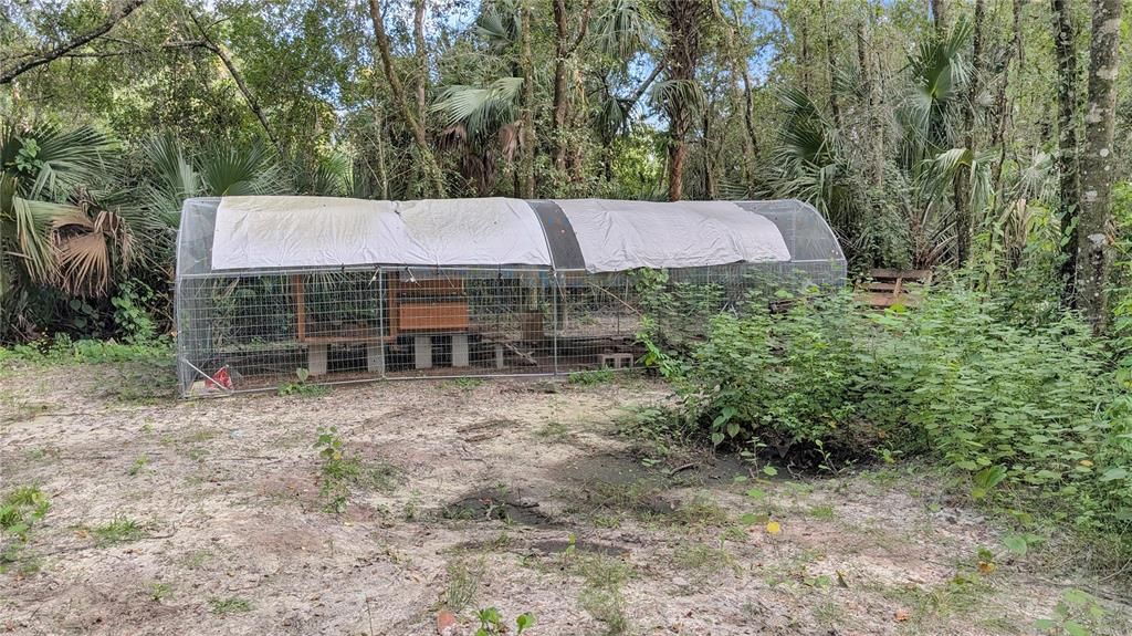 На продажу: $122,000 (1.03 acres)