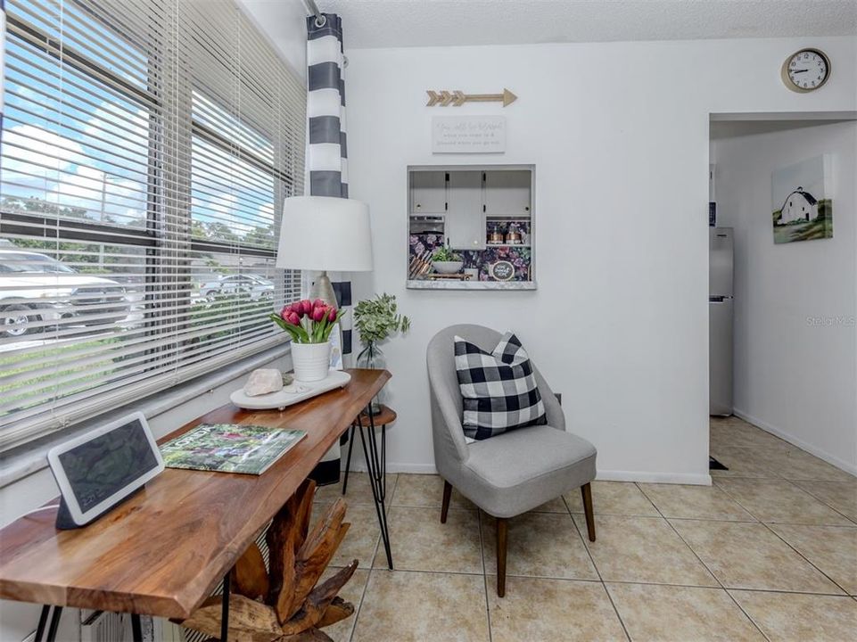 待售: $143,000 (1 贝兹, 1 浴室, 403 平方英尺)