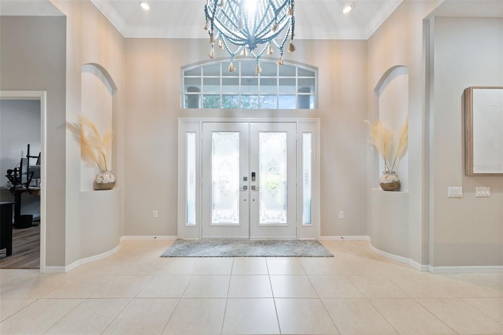 Под контрактом: $560,000 (3 спален, 3 ванн, 2837 Квадратных фут)