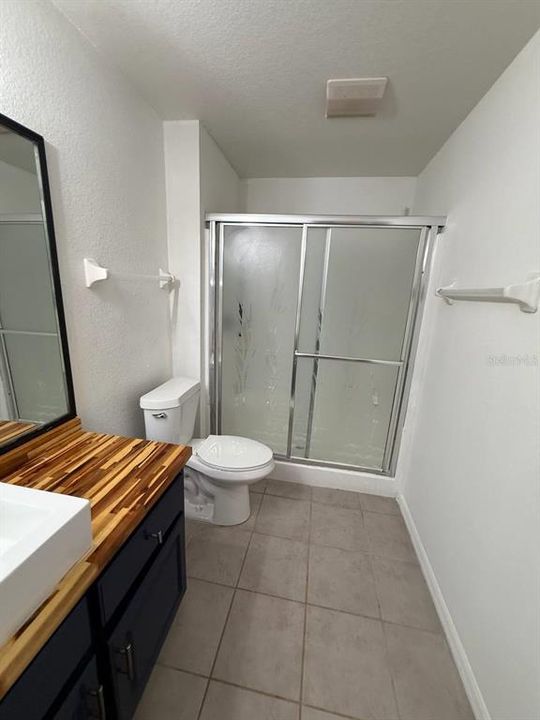 For Rent: $1,950 (3 beds, 2 baths, 1844 Square Feet)