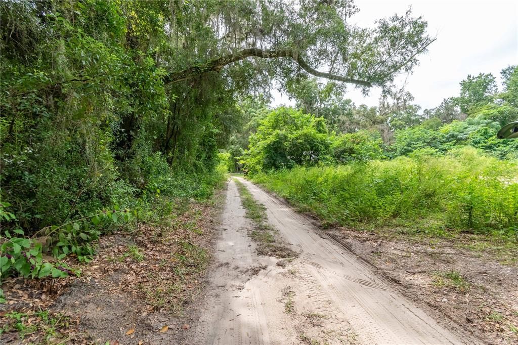 En Venta: $65,000 (0.68 acres)