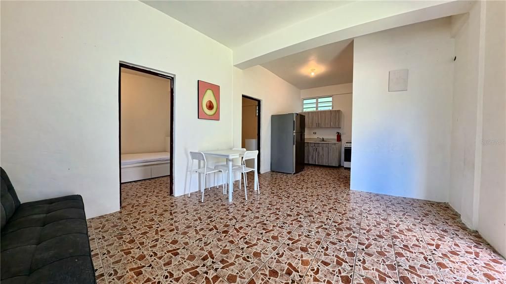 For Sale: $399,000 (6 beds, 3 baths, 3725 Square Feet)