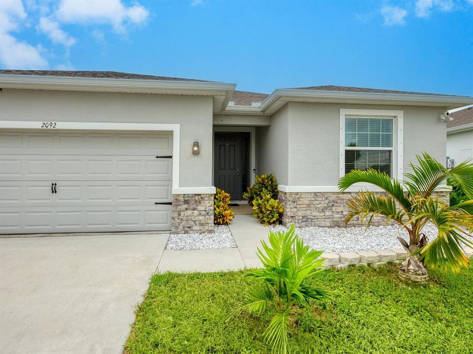 Active With Contract: $500,000 (4 beds, 2 baths, 2051 Square Feet)