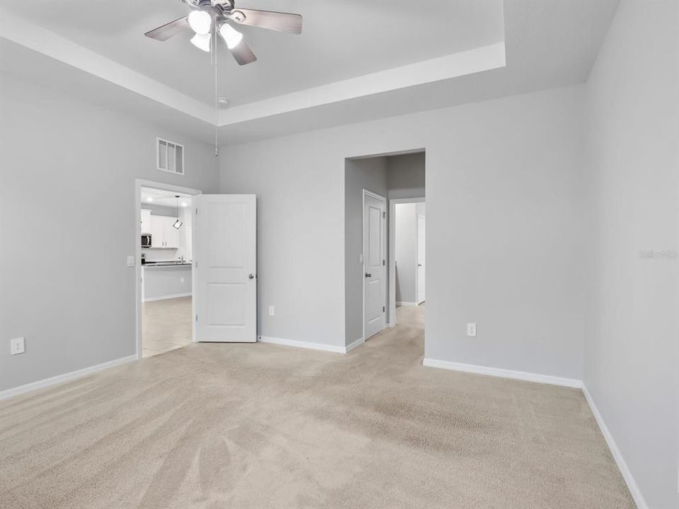 Active With Contract: $500,000 (4 beds, 2 baths, 2051 Square Feet)