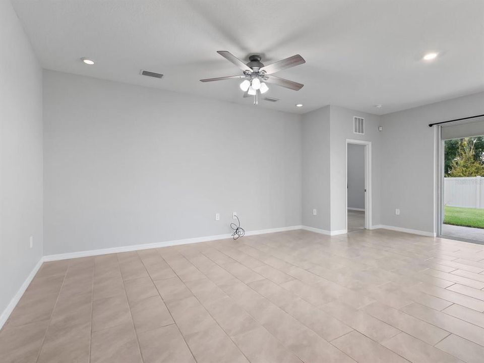 Active With Contract: $500,000 (4 beds, 2 baths, 2051 Square Feet)