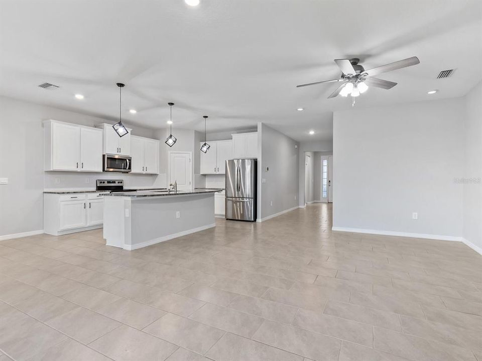 Active With Contract: $500,000 (4 beds, 2 baths, 2051 Square Feet)