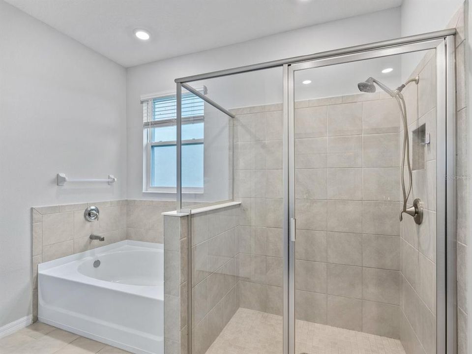 Active With Contract: $500,000 (4 beds, 2 baths, 2051 Square Feet)