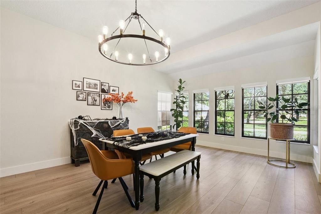 Active With Contract: $1,050,000 (5 beds, 3 baths, 3308 Square Feet)