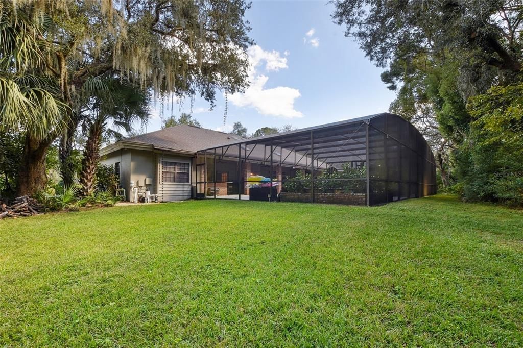 Active With Contract: $1,050,000 (5 beds, 3 baths, 3308 Square Feet)