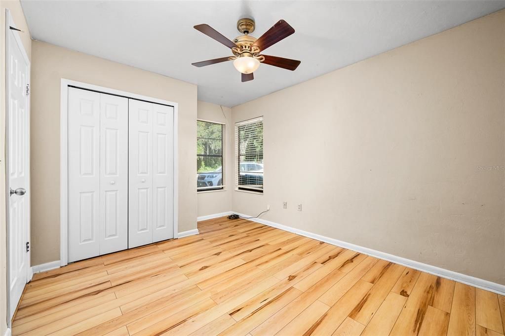 En Venta: $211,000 (3 camas, 2 baños, 1321 Pies cuadrados)