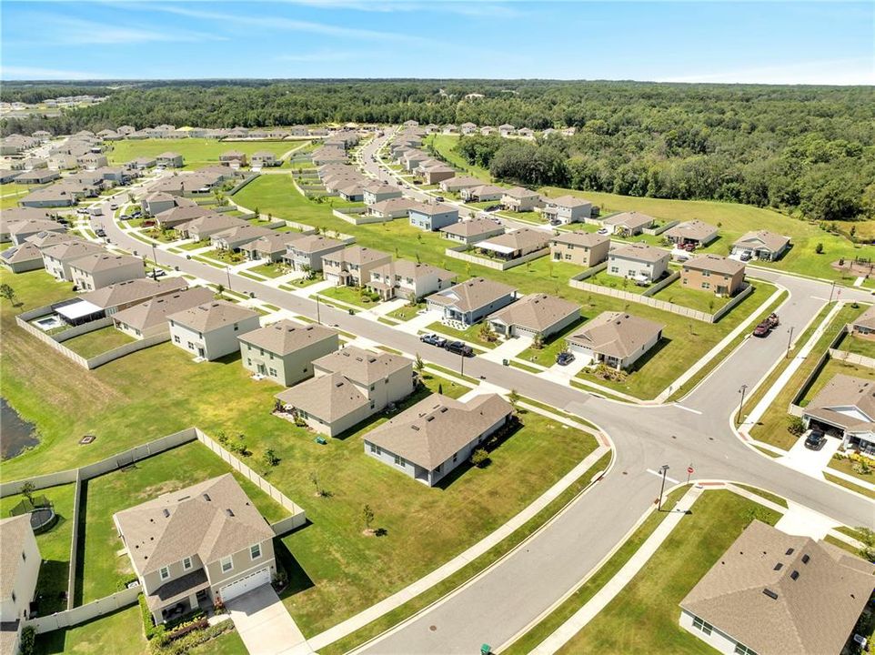 待售: $392,990 (4 贝兹, 2 浴室, 1617 平方英尺)